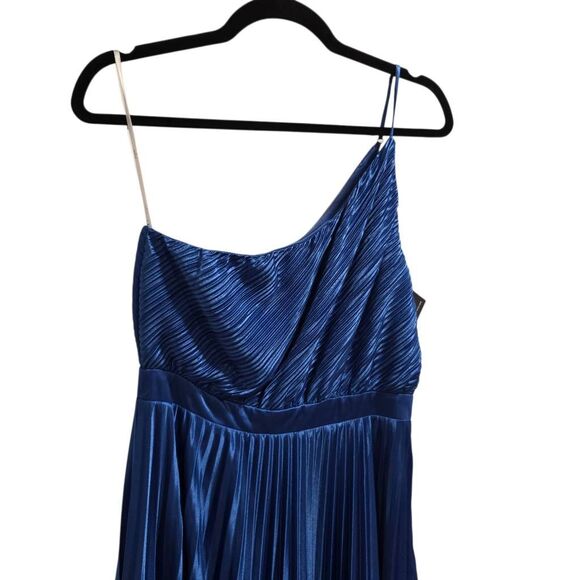 Lulus Alluring Marvel Royal Blue Pleated Satin One-Shoulder Midi Dress Large‎ - Picture 3 of 7